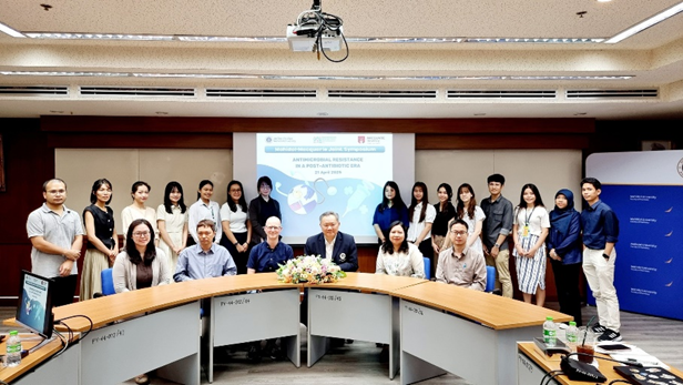 Symposium Group Photo